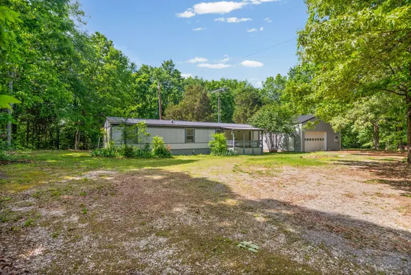 206 Boat Dock Rd, Dover, TN 37058
