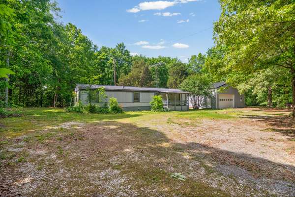 206 Boat Dock Rd, Dover, TN 37058