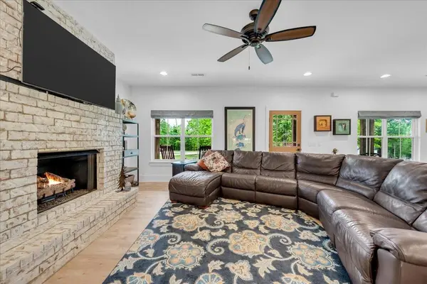 2564 Raulston Falls Road, Jasper, TN 37347