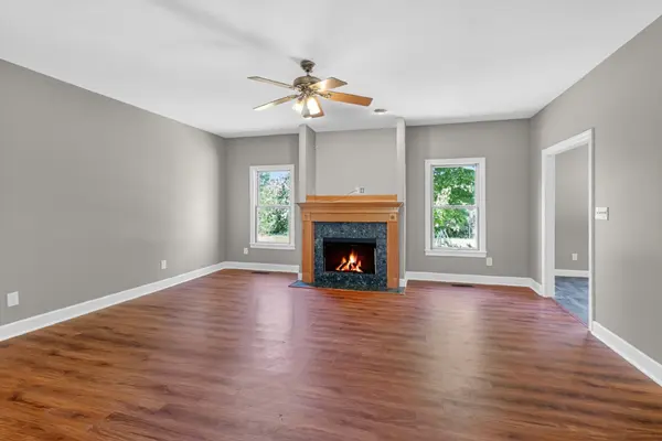 1327 Old Highway 109 #N, Gallatin, TN 37066