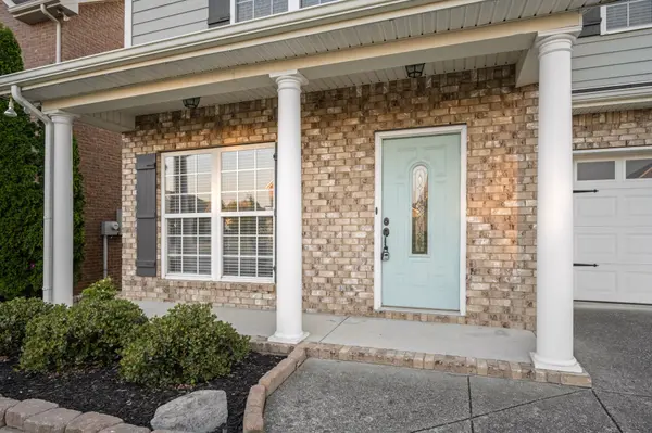 1509 Barnsley Dr, Murfreesboro, TN 37128