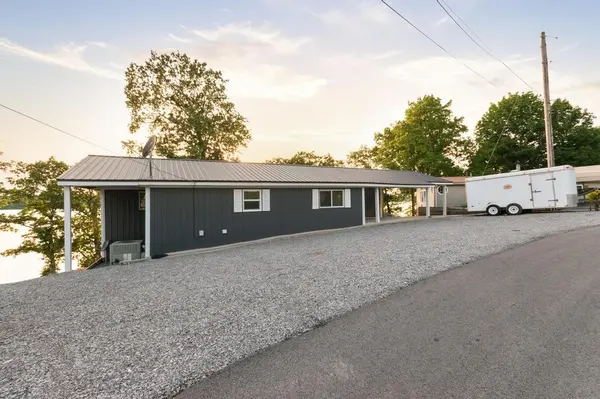 774 Ridge Dr, Cadiz, KY 42211