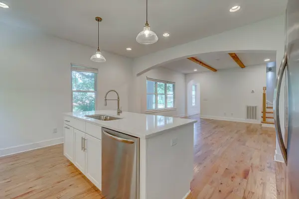 324A Queen Ave, Nashville, TN 37207