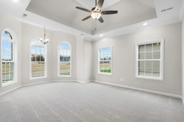 1244 Mourning Cloak Dr, Clarksville, TN 37043
