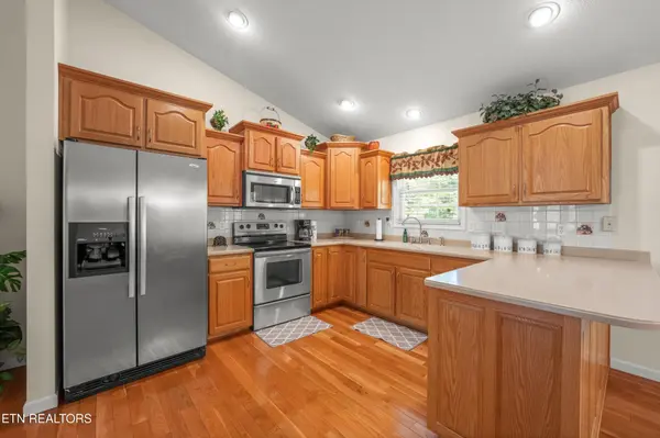 957 Stonecrest Loop, Crossville, TN 38571