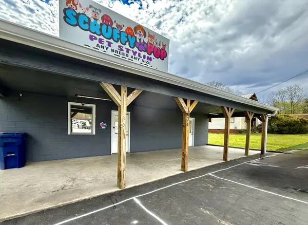 1074 S Main St, Crossville, TN 38555