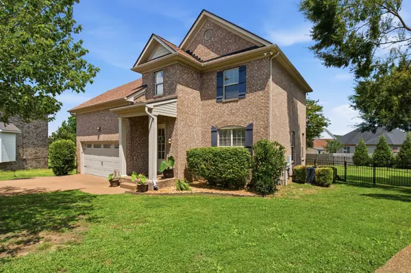105 Porter Ct, Hendersonville, TN 37075