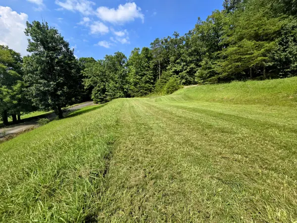 2042 Willow Springs Drive, Athens, TN 37303