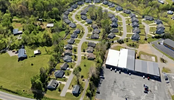 661 Highway 100, Centerville, TN 37033