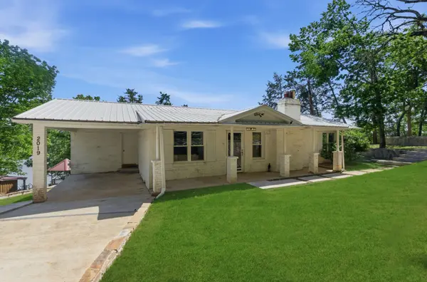 2019 Cedar Bluff Dr, Decaturville, TN 38329