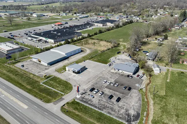 2201 W Everly Brothers Blvd, Powderly, KY 42367