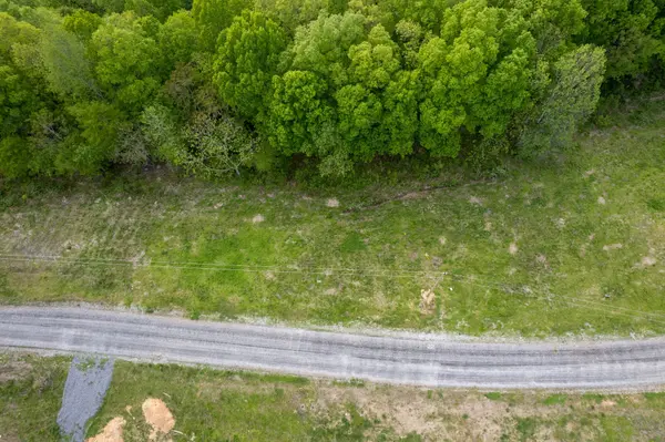 343536 Eli Ln, Baxter, TN 38544