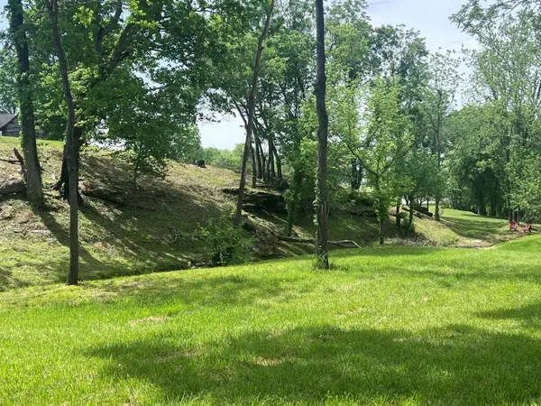 5006 Rock Springs Rd, Smyrna, TN 37167