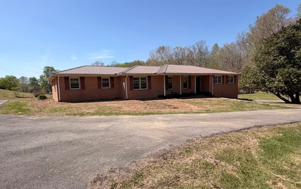 120 Brentwood Drive, Dickson, TN 37055