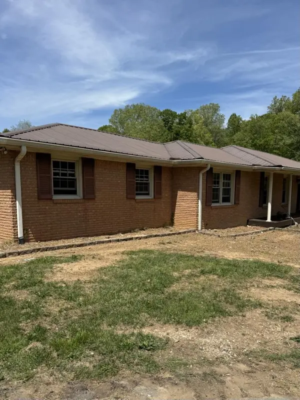 120 Brentwood Drive, Dickson, TN 37055