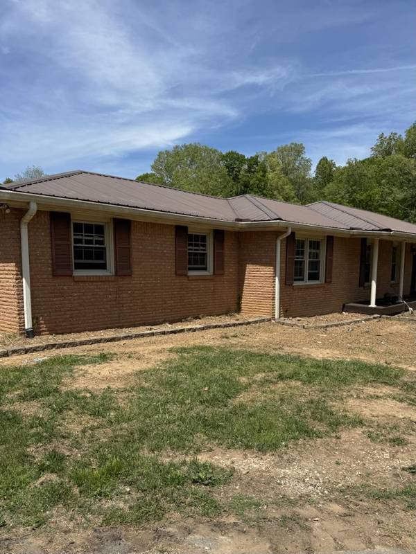 120 Brentwood Drive, Dickson, TN 37055