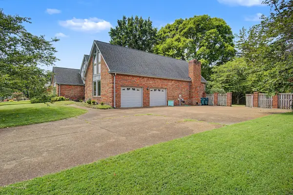 108 Geers Ct, Lebanon, TN 37087