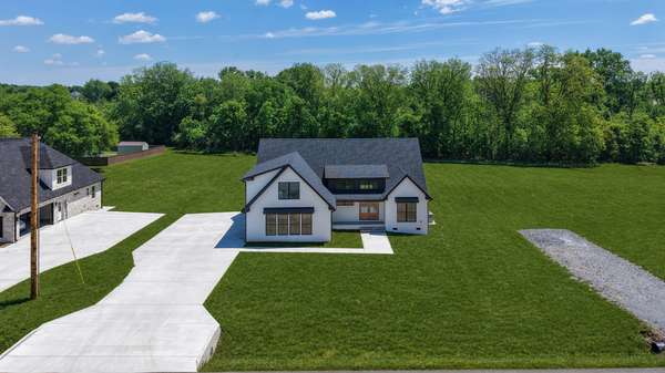 112 Jennings Lane, Shelbyville, TN 37160