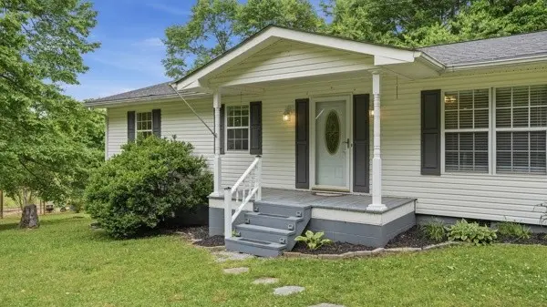91 Golden Rd, Lynchburg, TN 37352