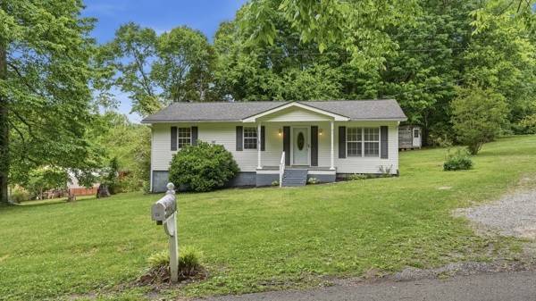 91 Golden Rd, Lynchburg, TN 37352