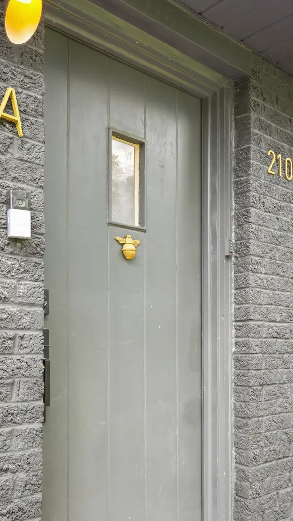 2101 Porter Rd, Nashville, TN 37206