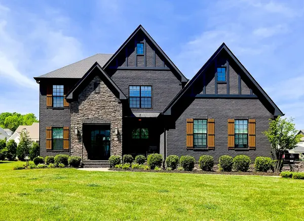 1881 Traditions Cir, Brentwood, TN 37027