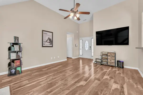 3570 Southwood Dr, Clarksville, TN 37042