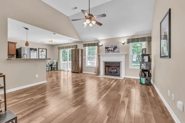 3570 Southwood Dr, Clarksville, TN 37042
