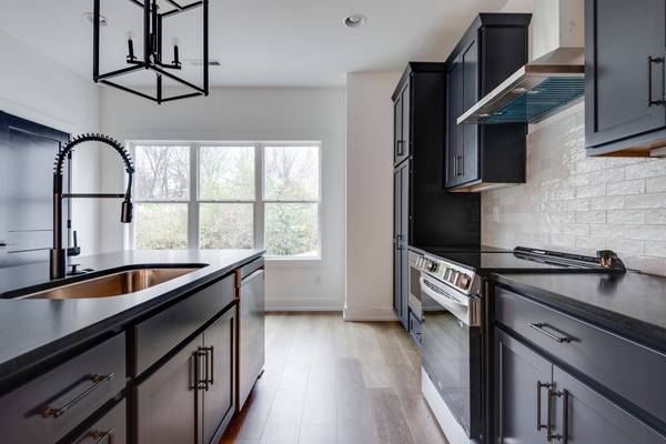 862 W Sharpe Ave #4, Nashville, TN 37206