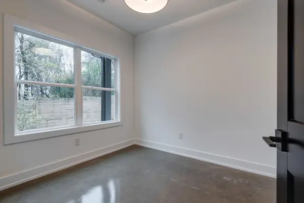 862 W Sharpe Ave #4, Nashville, TN 37206