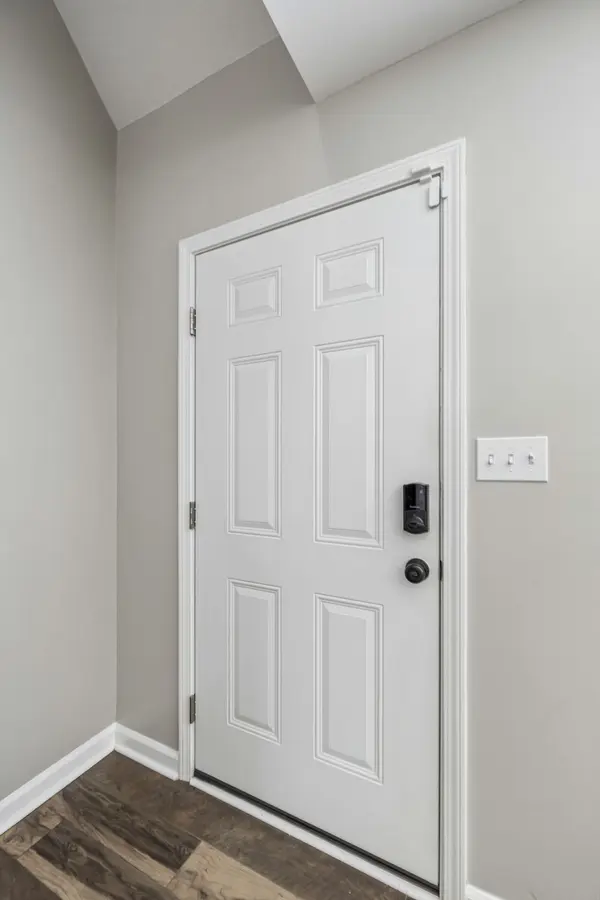 186 Pine Mountain Rd, Clarksville, TN 37042
