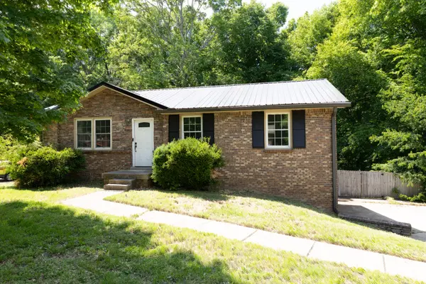2733 Turner Ln, Clarksville, TN 37040