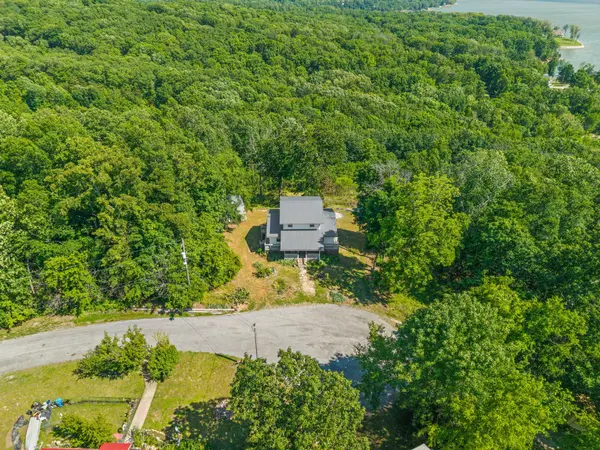 171 Eagle Nest Ct, Dover, TN 37058