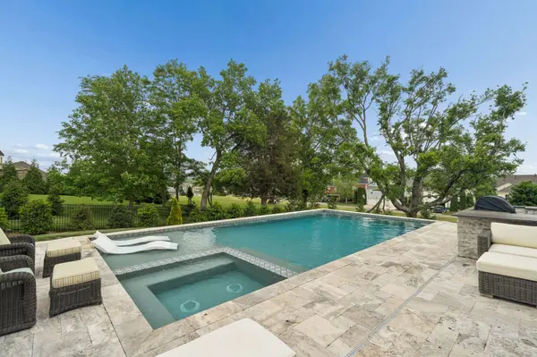 1810 Legacy Cove Ln, Brentwood, TN 37027