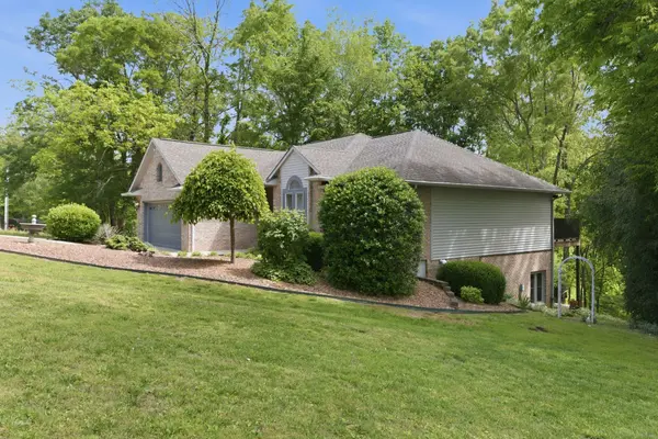 106 Clearview Cir, Winchester, TN 37398