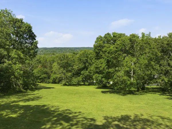 732 Sneed Rd #W, Franklin, TN 37069
