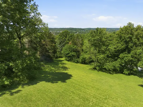 732 Sneed Rd #W, Franklin, TN 37069