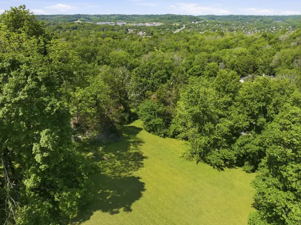 732 Sneed Rd #W, Franklin, TN 37069