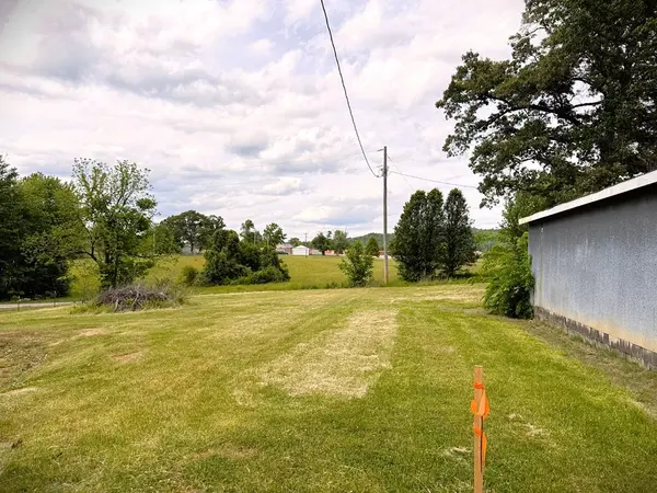 706 Rickman Rd, Livingston, TN 38570