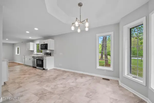 9301 Hondo Drive, Crossville, TN 38572
