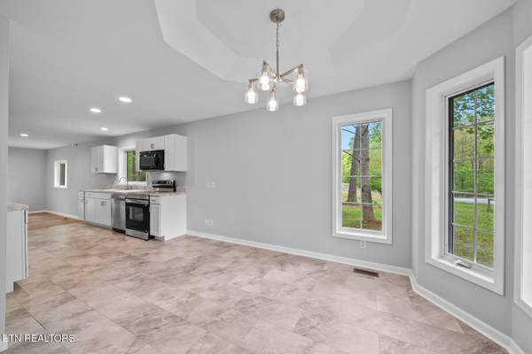 9301 Hondo Drive, Crossville, TN 38572