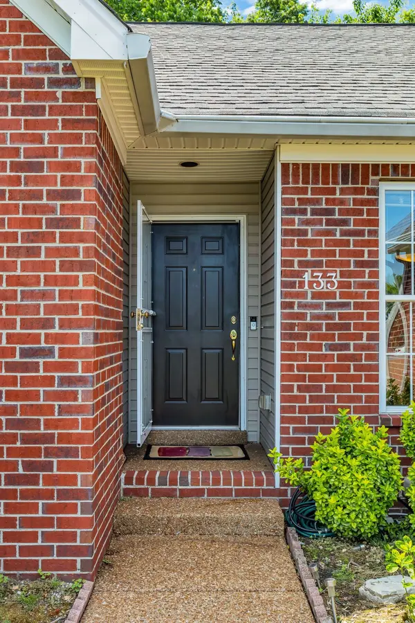 133 Anton Dr, Nashville, TN 37211