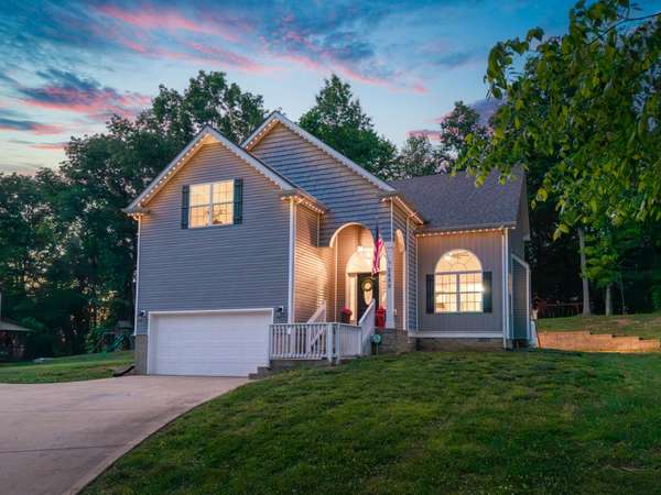 2685 Mockingbird Hill Road, Palmyra, TN 37142