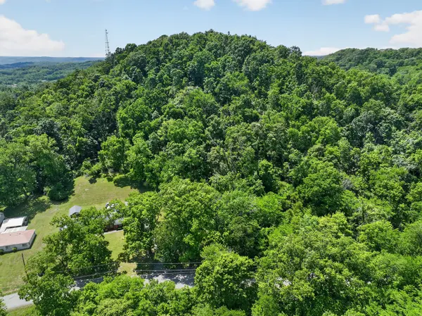 3717 Homeland Dr, Nashville, TN 37218
