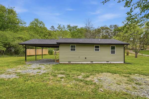 13789 Bretton Dr, Soddy Daisy, TN 37379