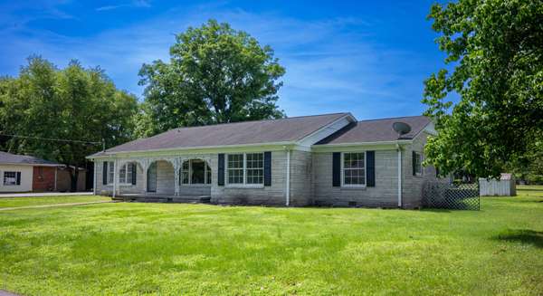 803 Nichols St, Pulaski, TN 38478