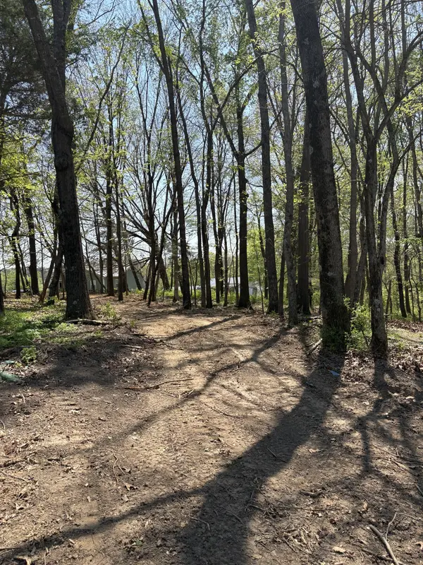 4884 Rock House Rd, Portland, TN 37148