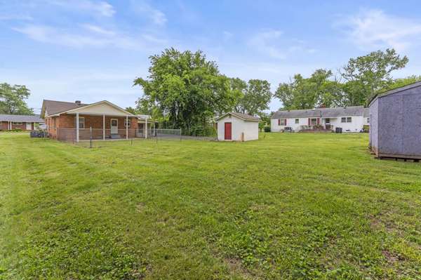 101 Willow St #N, Cowan, TN 37318