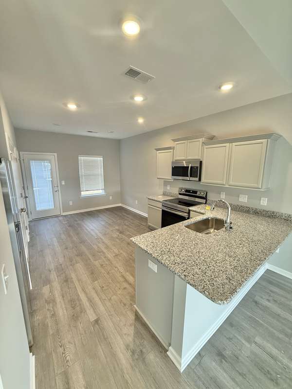88 Stonehenge Cir, Manchester, TN 37355