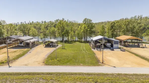 855 Hardin Bottom River Rd, Clifton, TN 38425